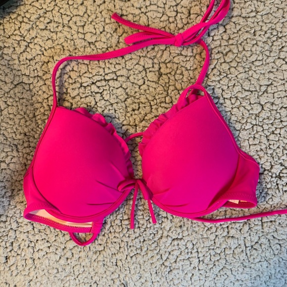 Victoria's Secret bathing suit top - Picture 1 of 3